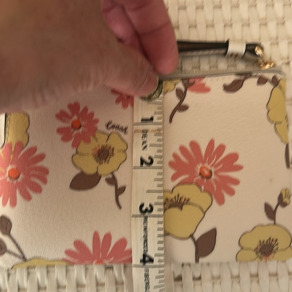 Coach floral wristlet. NWT, HOST PICK! - Picture 12 of 12